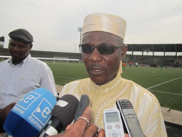 Stade de la Réunification de Douala: Fritz Bella prend les commandes