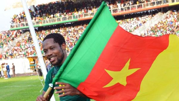 Jean II MaKoun Celèbre la qualification pour la coupe du monde 2014