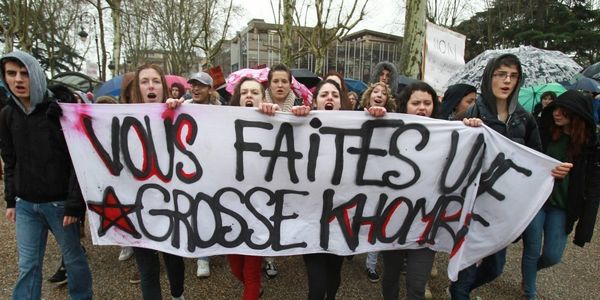 Loi Travail : la contestation sociale se mue en crise politique