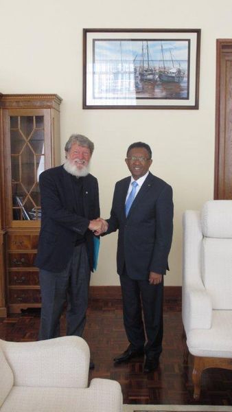 Le père Pedro reçu par le président de la République malgache
