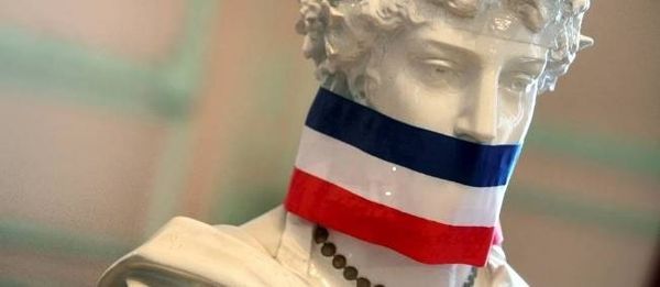 Le respect des droits des élus minoritaires est-il contraire à l'esprit communautaire ?
