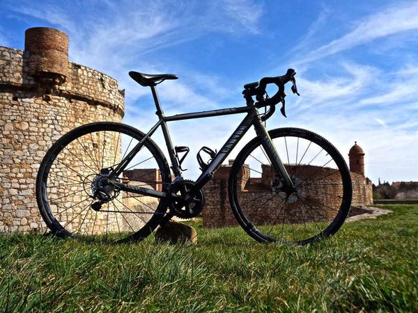 CANYON INFLITE 8S