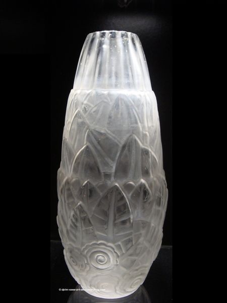 Petit Vase Verre Decor Iris Verre Depoli Petit Vase Verre Decor Iris Verre Depoli