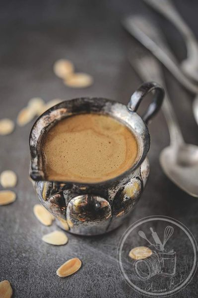 Île flottante au café