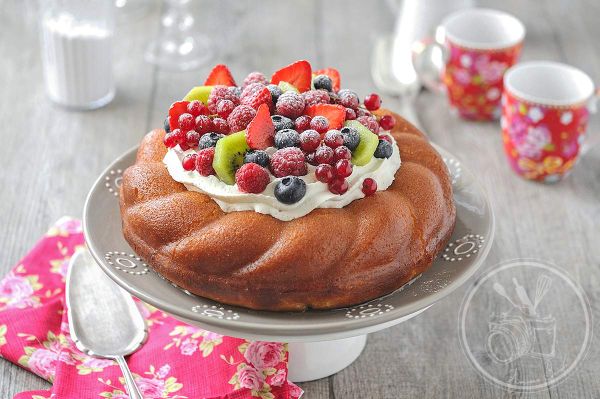 Baba ou savarin aux fruits de saison