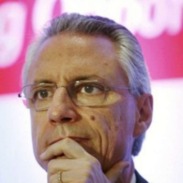 L'ambasciatore Mancini oltre che un vigliacco è anche un ladro di polli