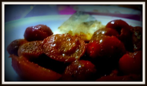 Tomates cherry sabrosos con bacalao