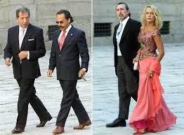 ¿Y el de la izquierda porqué no? - Rouco Varela quizas?