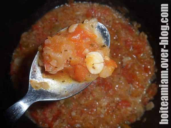 Sauce tomate relevée aux échalotes