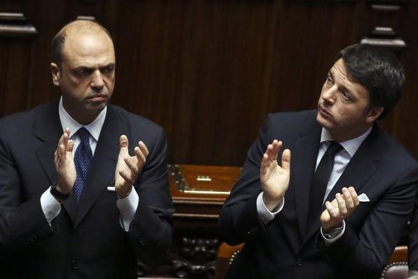 Governo Renzi sempre più a destra: mandatelo a casa!