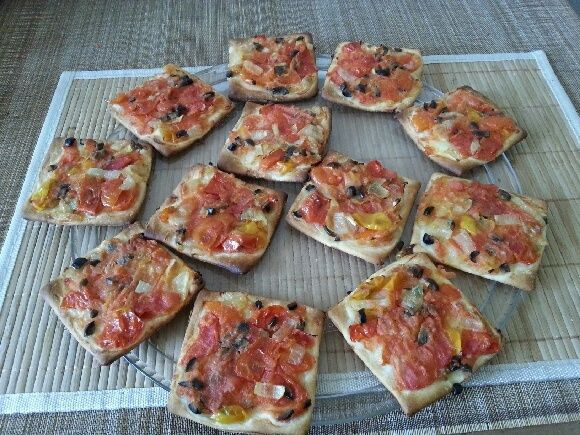 mini pizzas duo de tomates
