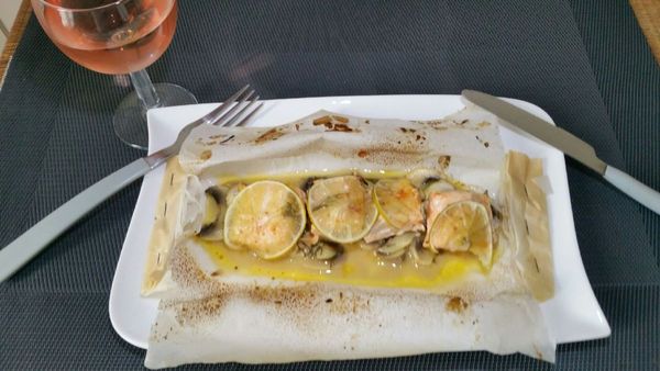 PAPILLOTES DE SAUMON CHAMPIGNONS A LA VODKA