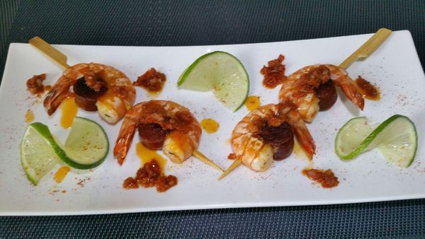 brochettes de Gambas sauvages au chorizo