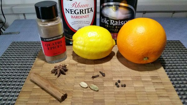 cidre chaud aux épices, agrumes et rhum (Vidéo)