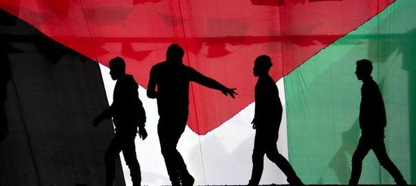 L'UE paye des fonctionnaires palestiniens qui ne travaillent pas. Le Hamas ne semble pas s'en plaindre....