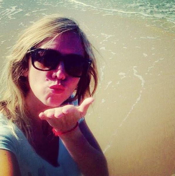 Aprés shy'm, l'animatrice Enora Malagré elle aussi sous le charme d’Israël.