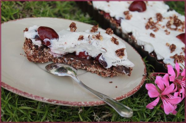 Tarte aux cerises façon "forêt noire"