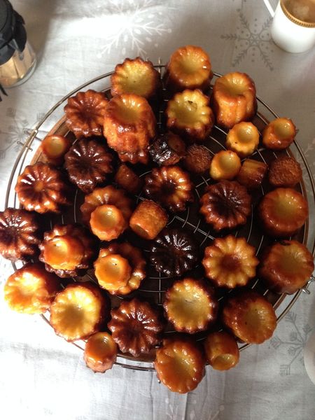 CANELES