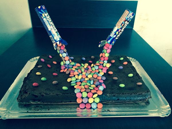 Mon 1er gravity cake