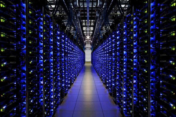 Dans son "data center", Google doit conserver la trace de milliards de pages Web...