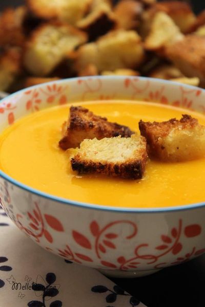 Soupe orange (potimarron carotte lentille & co )