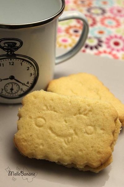 Biscuits fourrés au gianduja