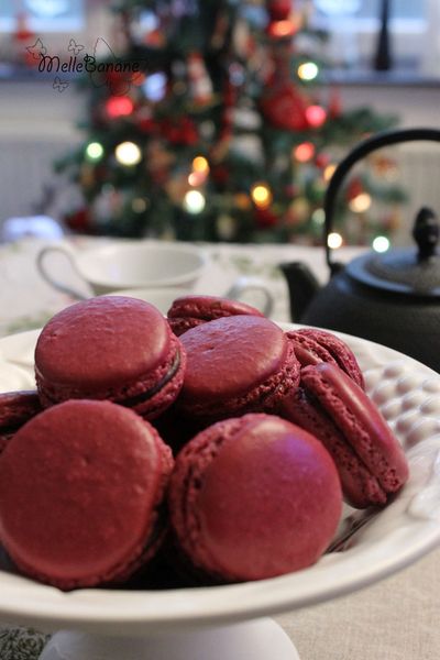 Macaron chocolat thé à la framboise