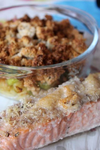 Saumon et crumble de courgette