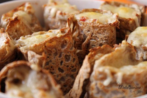 Galettes aux champignons gratinées