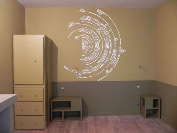 Mobilier sur mesure en carton ondulé
