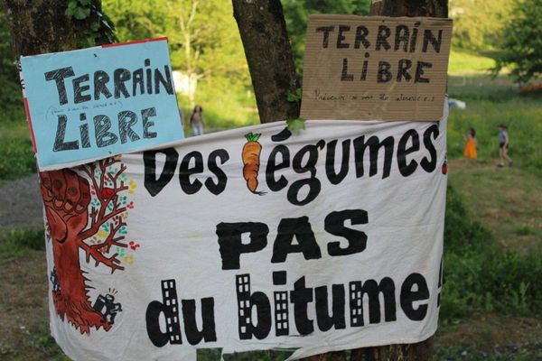 Nuit Debout aux Vaites