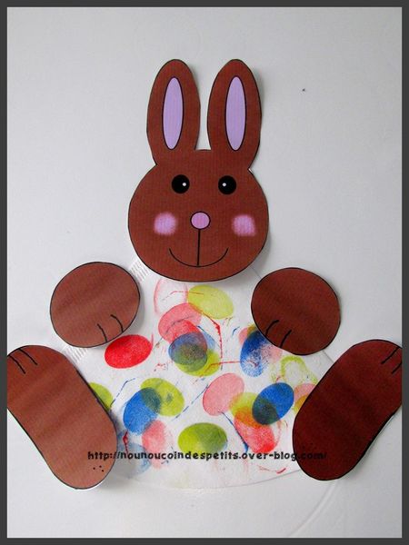 .. Pâques .. " petit lapin "( filtre a café )