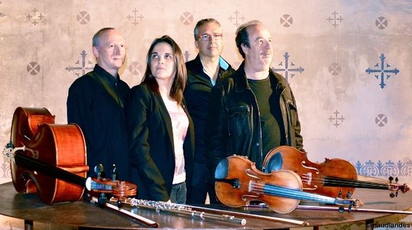 MOZART : INTEGRALE DES QUATUORS AVEC FLÛTE