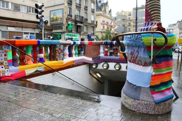 Yarn bombing!