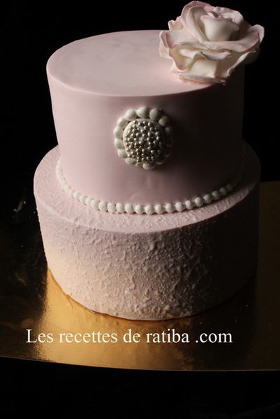 Gâteau d’anniversaire sur commande.