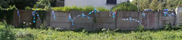 ligne de stabiles bleu