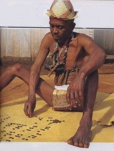 Les Ombiasy (les hommes "médecine").