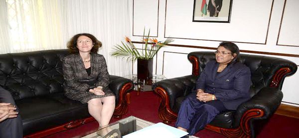 France – Madagascar Des relations au beau fixe ?