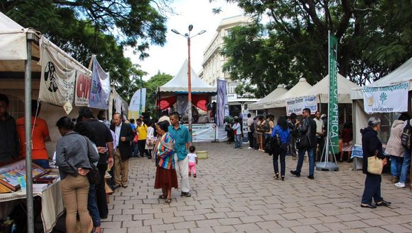 Le marché du livre à la peine