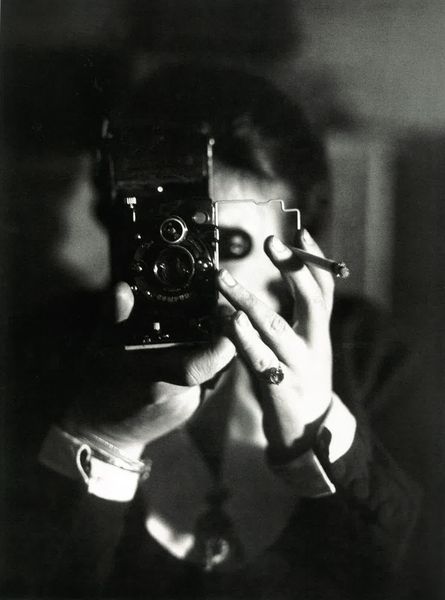 Autoportrait à l'Icarette Vers 1925