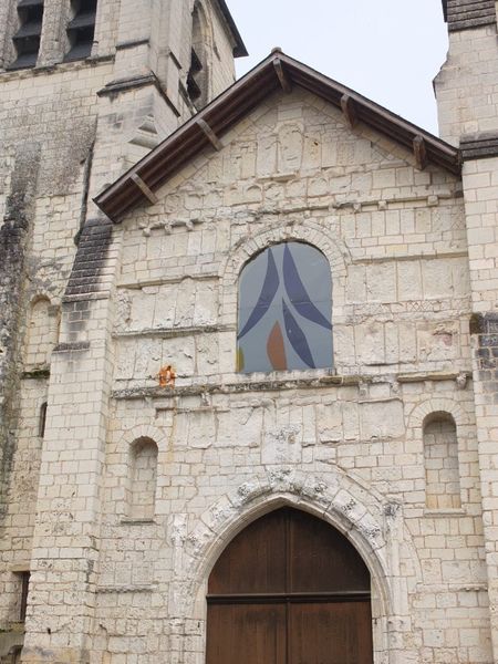 Chinon - La collégiale de Saint-Mexme et Olivier Debré