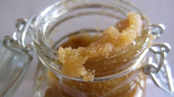 Exfoliant au miel et au sucre !