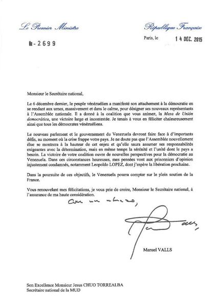 Venezuela : Nicolas Maduro envoie Manuel Valls sur les roses (Russia Today)