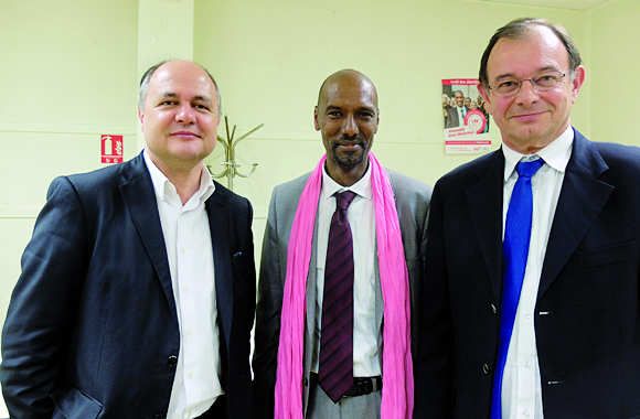 Bruno Le Roux président du groupe socialiste à l'assemblée,, Lotfi Ben Khelifa responsable du PS à Vénissieux, Yves Blein député PS de la 14 ème circonscription (photo: Journal Expression de Vénissieux)