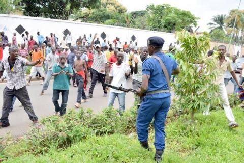 Les manifestales manifestants opposés à un troisième mandat du président Pierre Nkurunziza