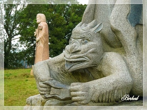 Les granits de Bretagne (vallée des saints Carnoet 22)