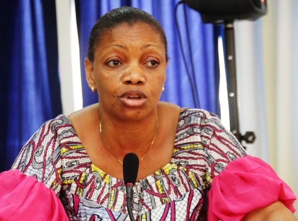 Eve Bazaiba
