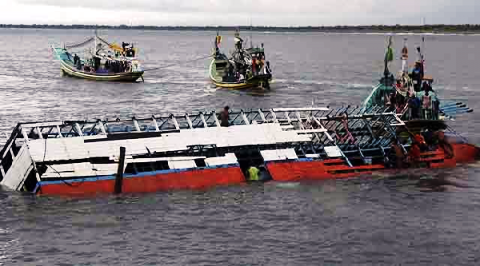 La SCTP procède au repêchage des bateaux chavirés dans ses ports