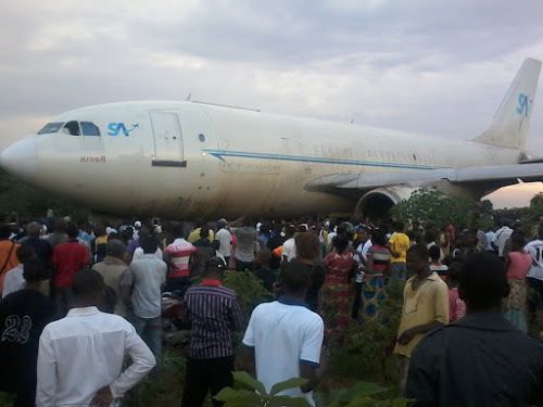 L' A310 de la compagnie Serve Air Congo après le crash
