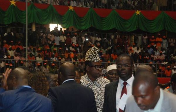Le Maréchal Mobutu à Ouagadougou, en sosie